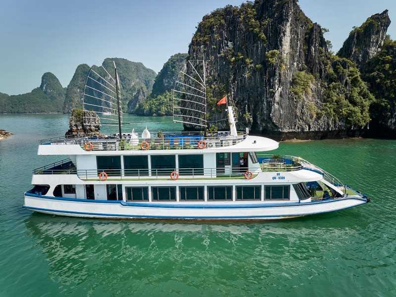 Jewels of the Bay - 1 Day Cruise Adventure - Ha Long Bay