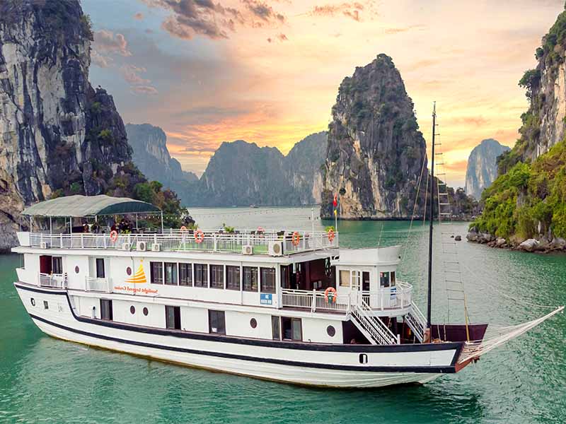 Sunlight Legend Halong Cruise - Comfort and Scenic Views - 3 Days 2 Nights - Halong Bay