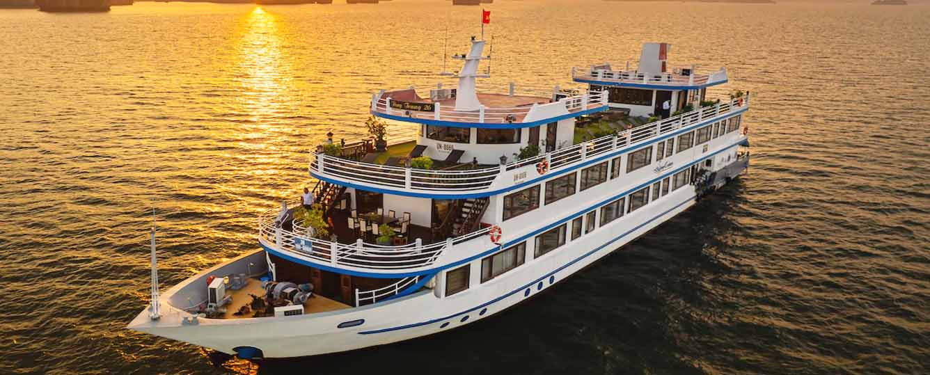 Swan Cruise - A Unique Tour - 3 Days 2 Nights - Bai Tu Long Bay